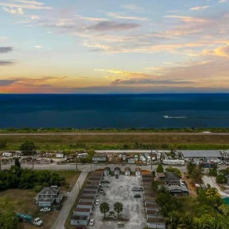 Inviting Oasis - Cozy, Spotless, And Comfortable Room Pahokee Luaran gambar